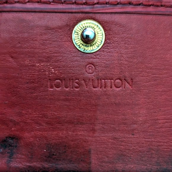 Louis Vuitton Epi Key Holder/Wallet #1598*** - Picture 7 of 8